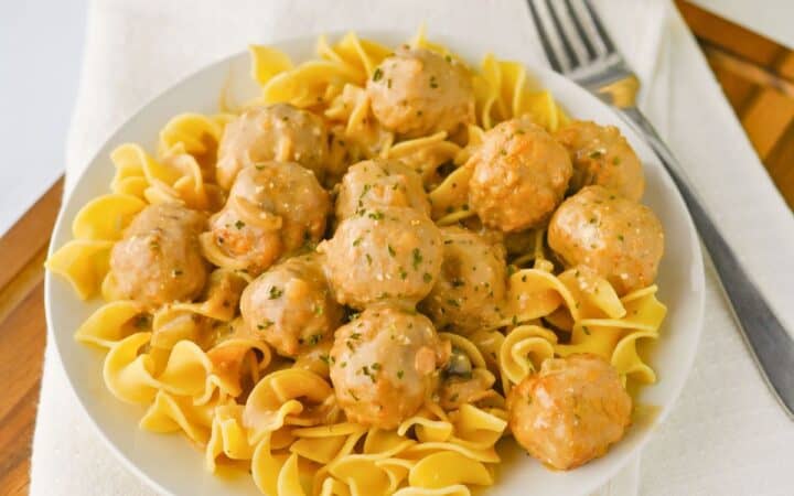 Slow Cooker Swedish Meatballs Easy Weeknight Dinner